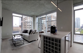 107 W HUBBARD