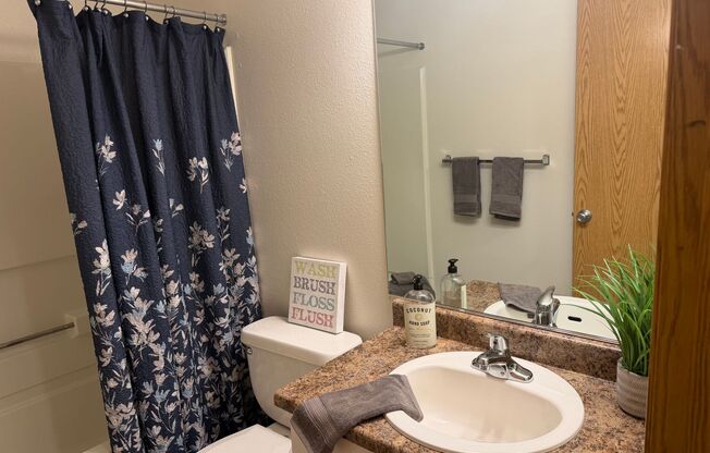 3 beds, 2 baths, 1,100 sqft, $2,149, Unit 8033