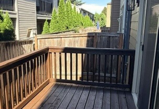 Three Bedrooms Plus Loft! Centrally located!