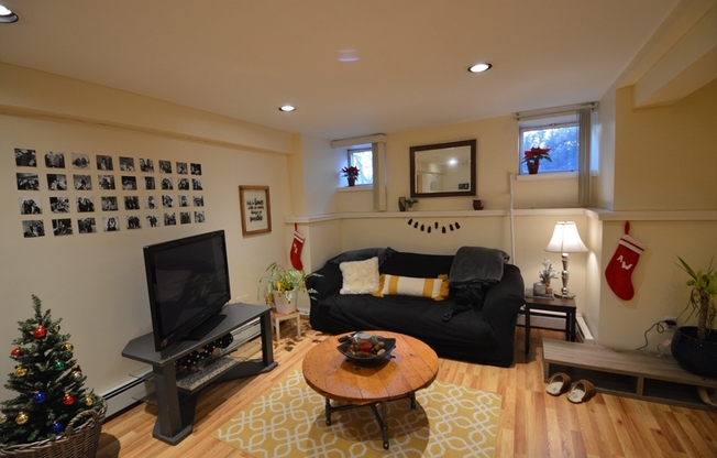 94 PLEASANT ST