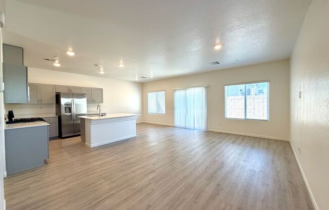 4 beds, 1.5 baths, $2,700