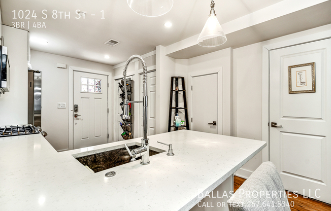 1024 S 8 ST
