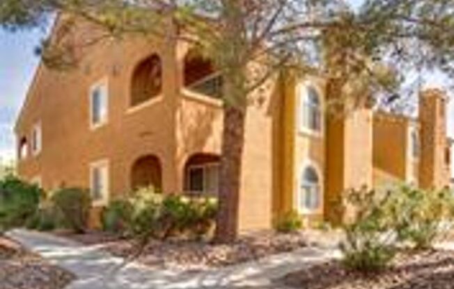 2 bedroom 2 bath Ready to called home!