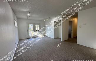 2596 FIR AVE