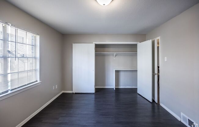 2 beds, 1 bath, 840 sqft, $825