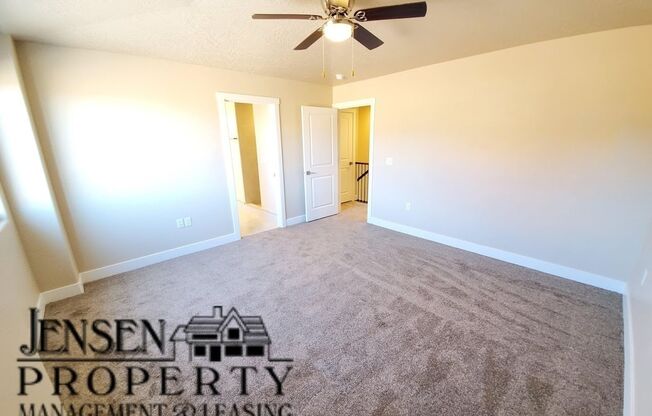 3 beds, 2.5 baths, 1,767 sqft, $1,925, Unit 309