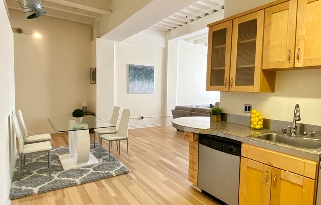 1 bed, 1 bath, 955 sqft, $2,300, Unit 202