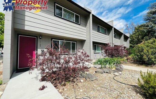 1109 S LEADVILLE AVE