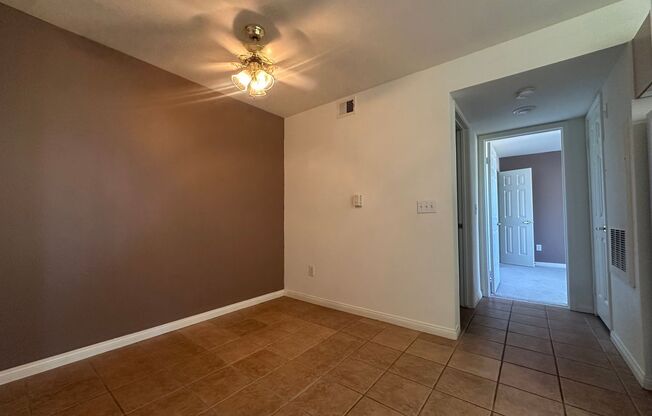 1 Bedroom Condo in Henderson!