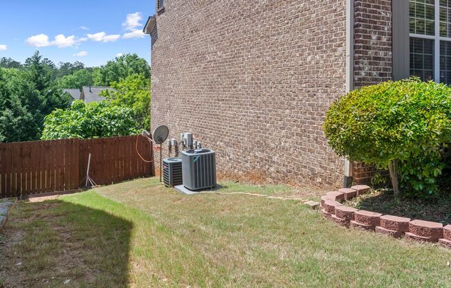 Beautiful Home in Stunning N'hood-Free Storage in Unfinished Basement