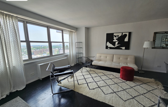 135 OCEAN PKWY