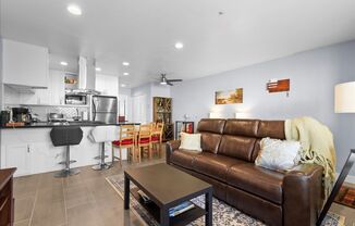 1 bed, 1 bath, $2,400