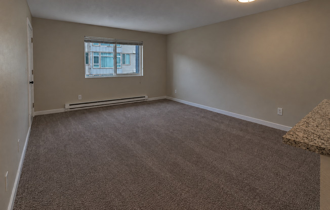 Carlynn Apartments