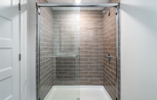 1 bed, 1 bath, $1,200, Unit 875 Michigan Ave Apt. 304