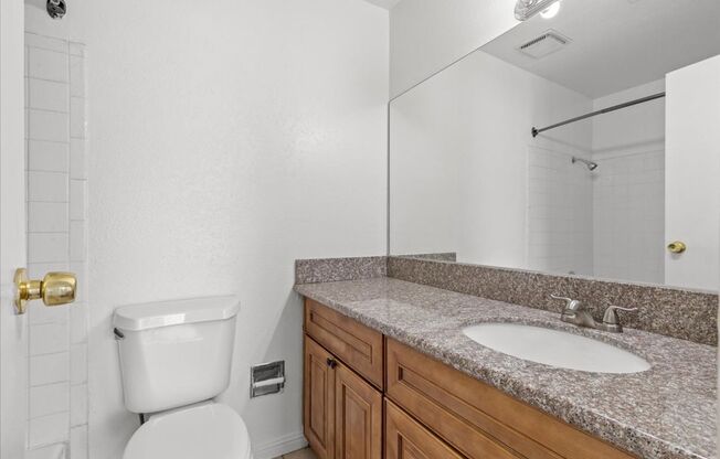 2 beds, 2 baths, 922 sqft, $1,245, Unit Van Dyke Unit D