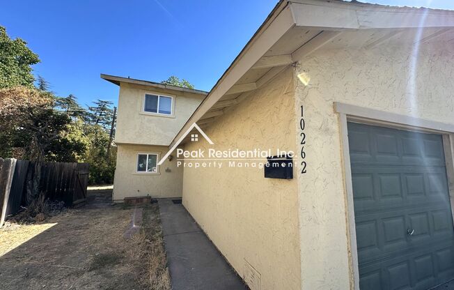 Updated 3bd/1.5ba Rancho Cordova Duplex