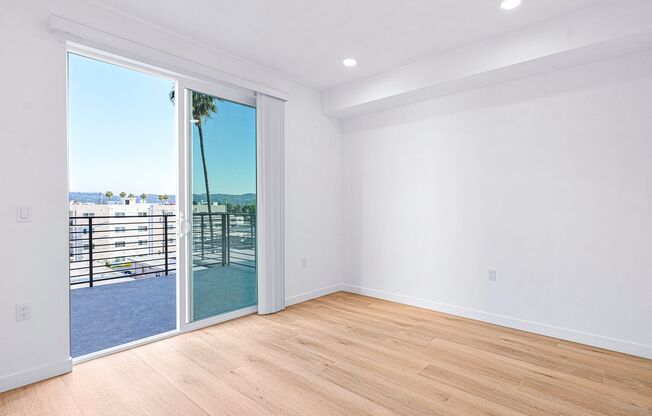 3 beds, 2 baths, 1,400 sqft, $3,700, Unit 502