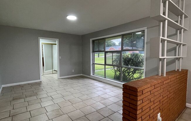 HALF OFF FIRST FULL MONTH'S RENT-NICE HOME IN NORTH HIGHLANDS SUBDIVISION