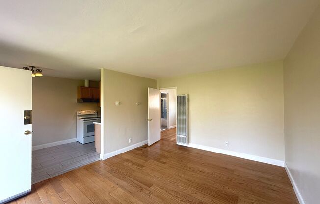 3012 Deakin