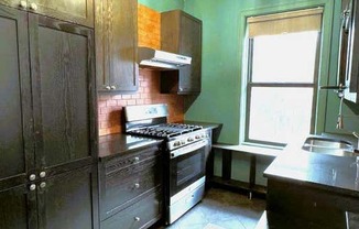 1 bed, 1 bath, $2,200, Unit 2F