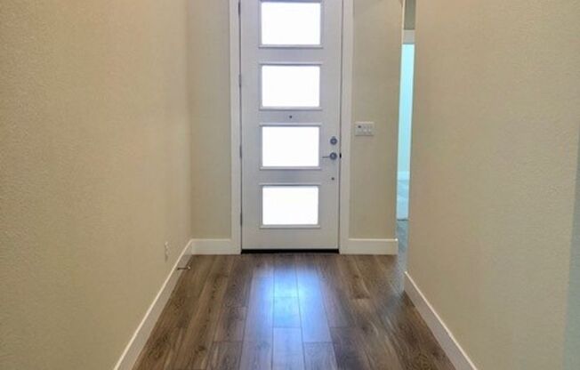 Beautiful 3-Bedroom Home in Russell Ranch Community