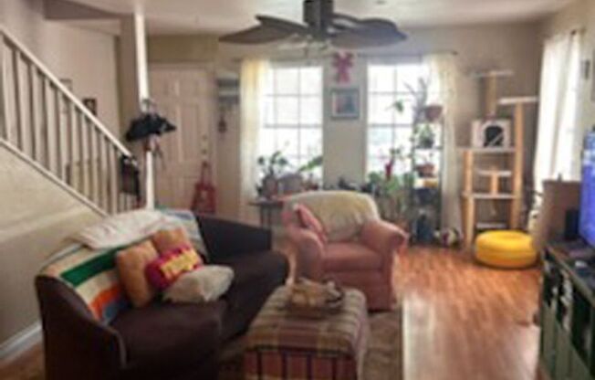 4511 Ave B (LO)