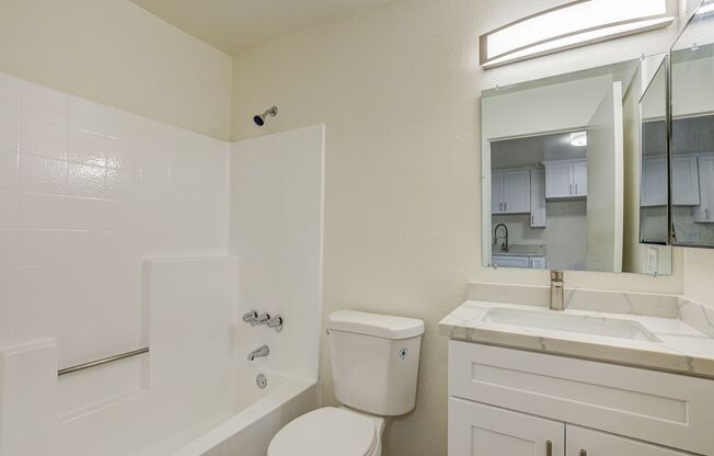 1 bed, 1 bath, $1,604, Unit Unit 102