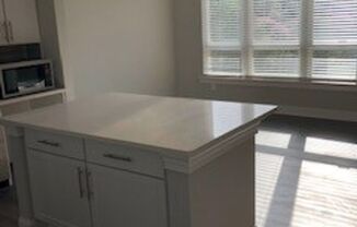1 bed, 1 bath, 780 sqft, $1,500, Unit 304