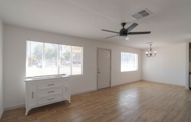 Newly remodeled 4 Bedroom in Casa Grande