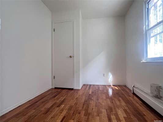 2 beds, 1 bath, $2,500