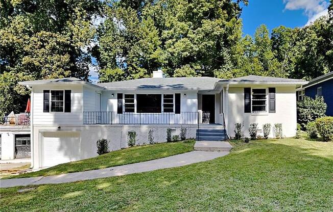 111 LEATHERS CIR NW