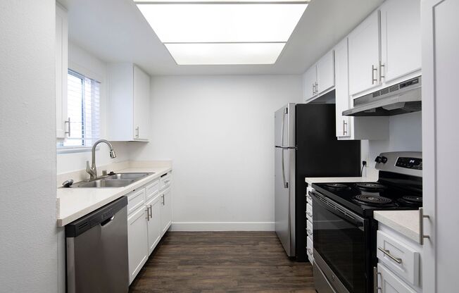 2 beds, 2 baths, 1,057 sqft, $3,295, Unit 204