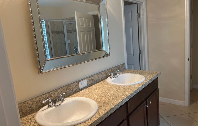4 beds, 2.5 baths, $2,799