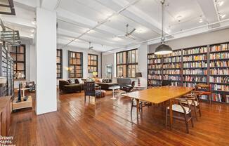 38 W 26 ST