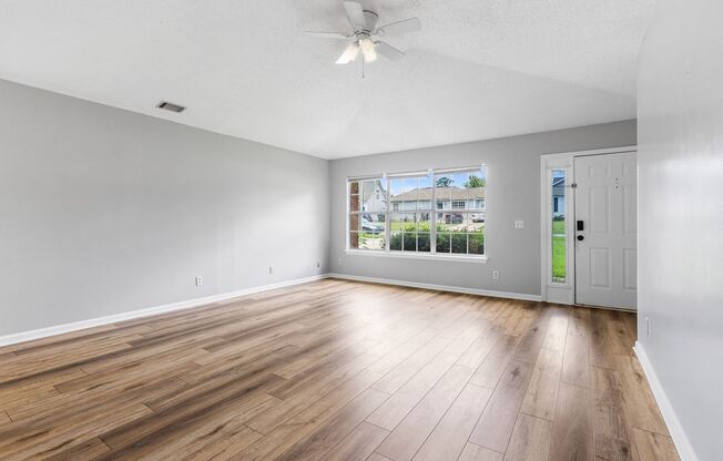 3 BED | 2 BATH | NEWLY RENOVATED