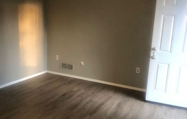 1 bed, 1 bath, 525 sqft, $800