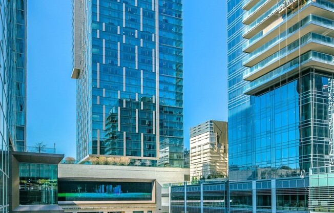 1 bed, 1 bath, 730 sqft, $3,500, Unit 3702