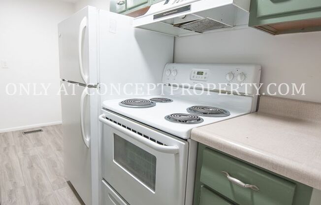 2 beds, 1 bath, 700 sqft, $1,225, Unit 03