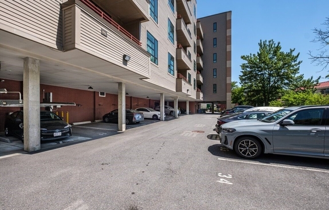 1 bed, 1 bath, 683 sqft, $2,900, Unit 402