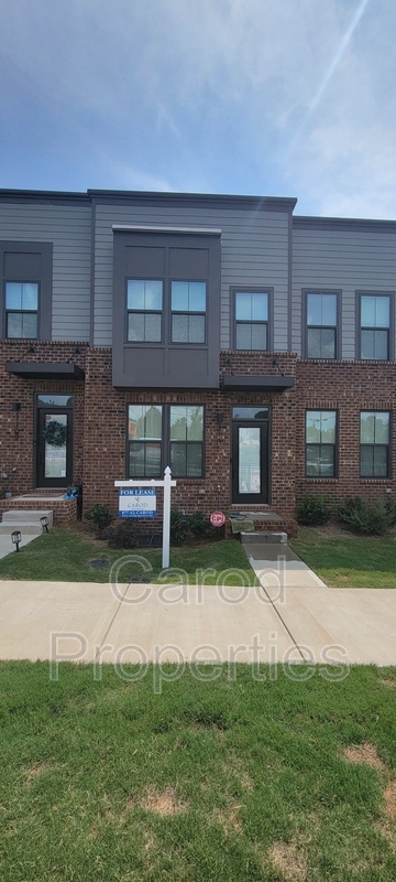 3 beds, 3.5 baths, 1,800 sqft, $2,495