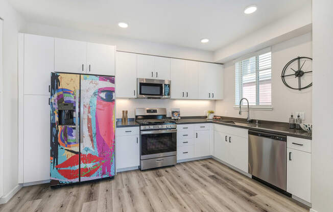 Kitchen at Sierra Gateway Apartments, Rocklin, California