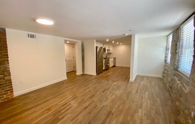 2 beds, 2 baths, 1,005 sqft, $2,567, Unit 013