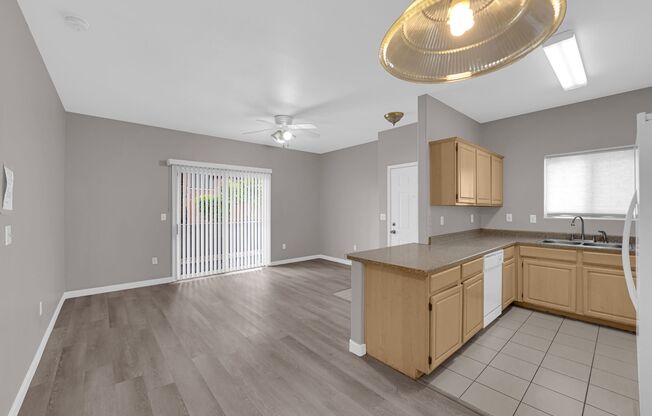 5650 E. Sahara #1029
