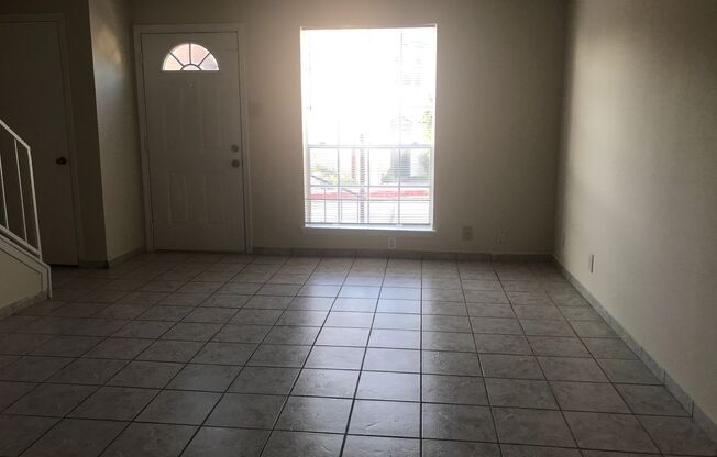 2 beds, 1.5 baths, 1,020 sqft, $1,300, Unit Unit 53