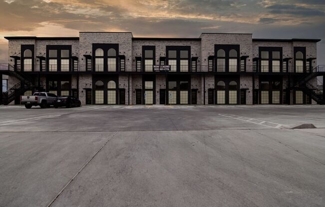 Industrial style, convenient downtown location, private individual lofts available NOW!!