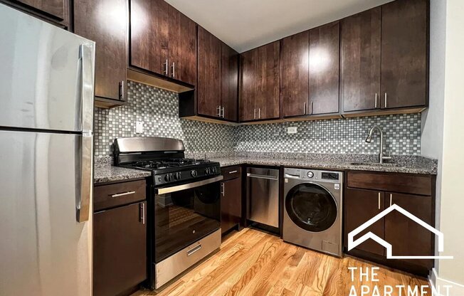 4423 N Wolcott Ave