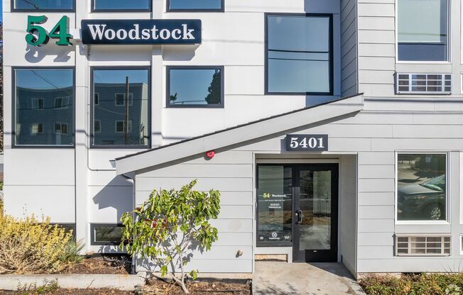 Studio, 1 bath, 409 sqft, $1,150, Unit 101