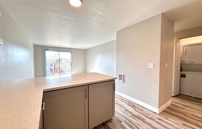 2 beds, 1 bath, 803 sqft, $1,495, Unit 112