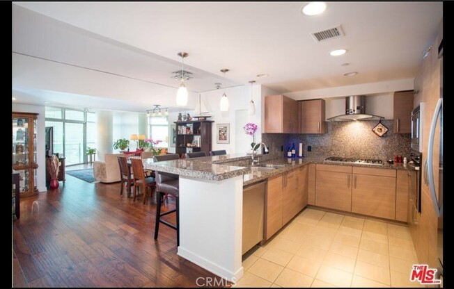 2 beds, 2 baths, 1,602 sqft, $7,200, Unit 1605