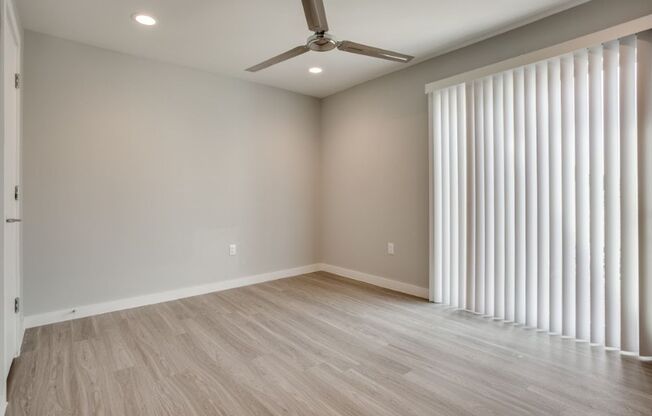 2 beds, 2.5 baths, $1,821, Unit 130